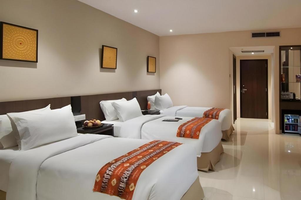Aria Barito Hotel Банджермасин Екстериор снимка