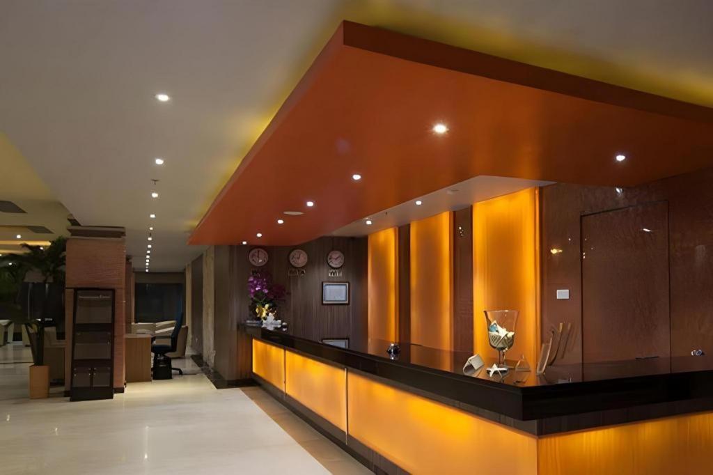 Aria Barito Hotel Банджермасин Екстериор снимка