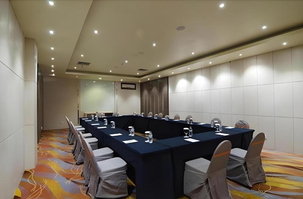 Aria Barito Hotel Банджермасин Екстериор снимка