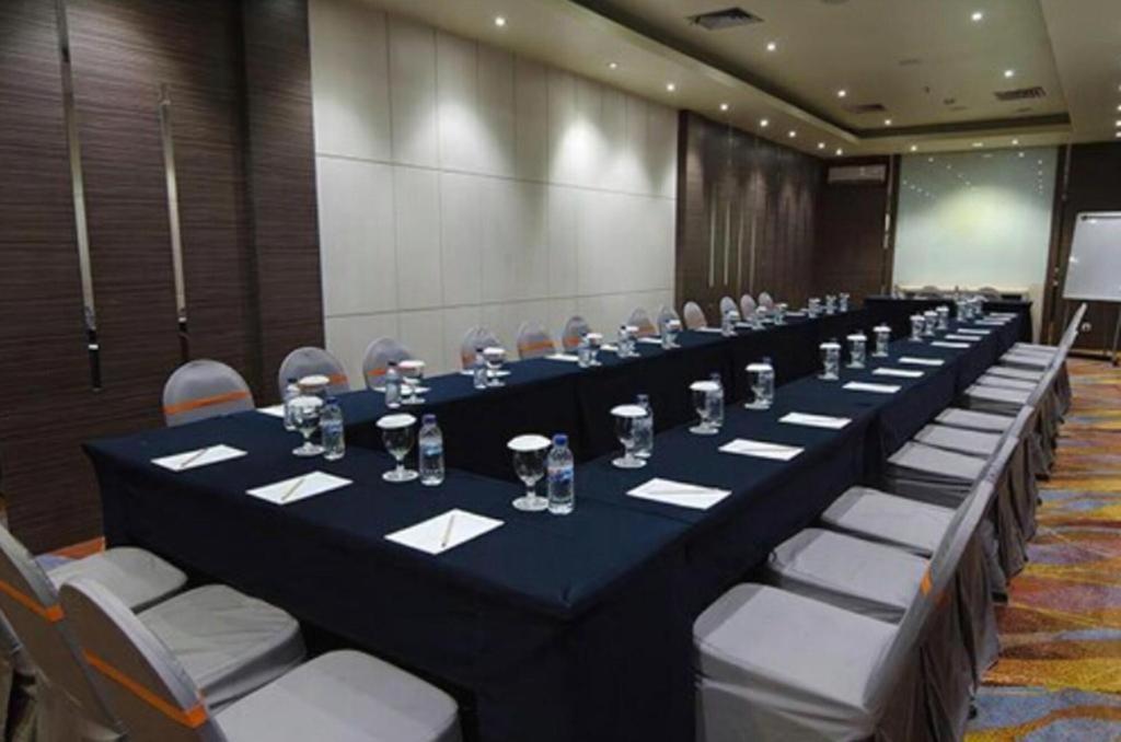 Aria Barito Hotel Банджермасин Екстериор снимка