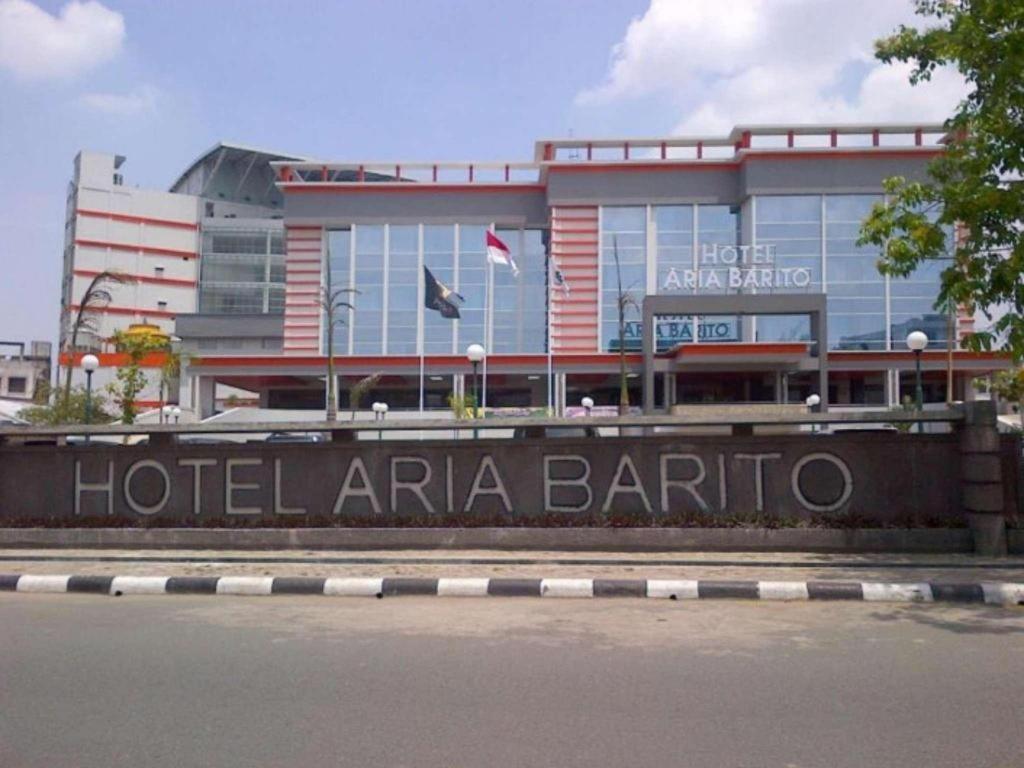 Aria Barito Hotel Банджермасин Екстериор снимка