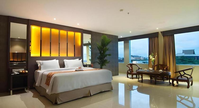 Aria Barito Hotel Банджермасин Екстериор снимка