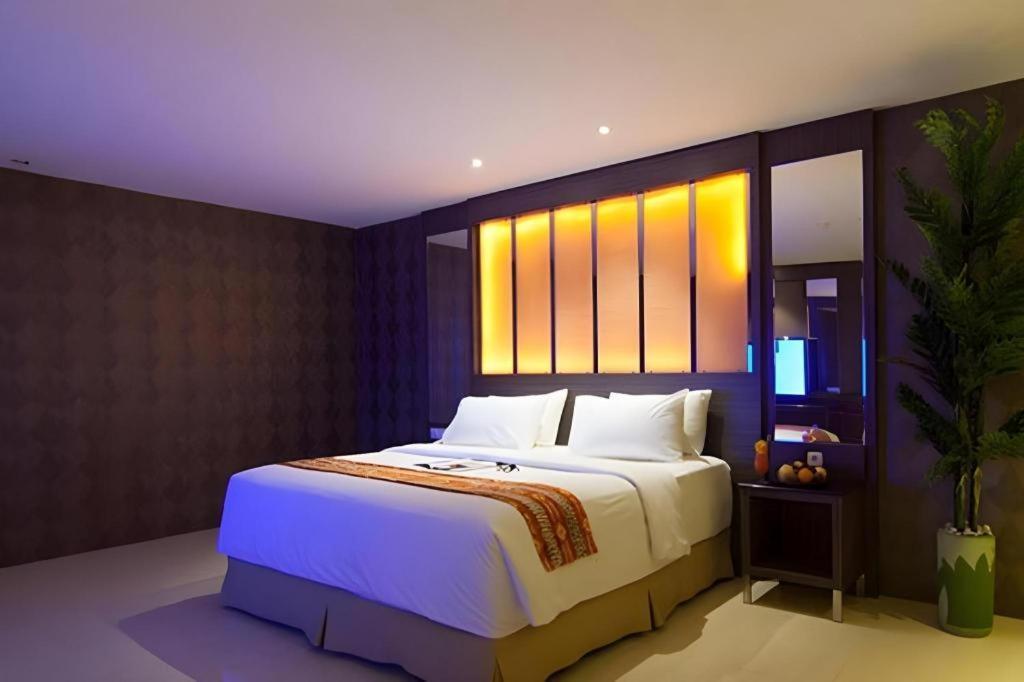 Aria Barito Hotel Банджермасин Екстериор снимка