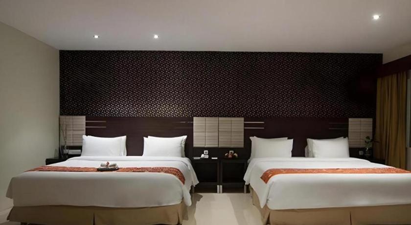 Aria Barito Hotel Банджермасин Екстериор снимка