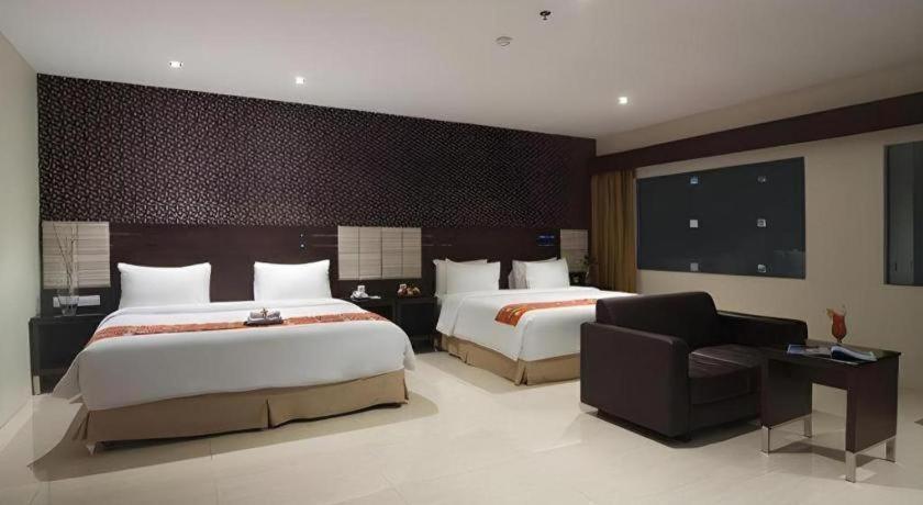 Aria Barito Hotel Банджермасин Екстериор снимка
