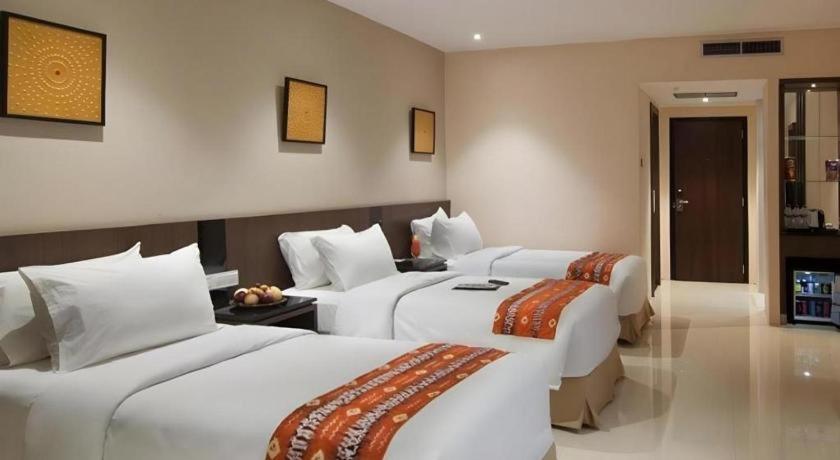 Aria Barito Hotel Банджермасин Екстериор снимка