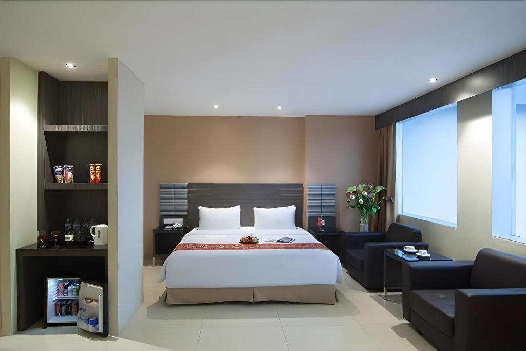 Aria Barito Hotel Банджермасин Екстериор снимка