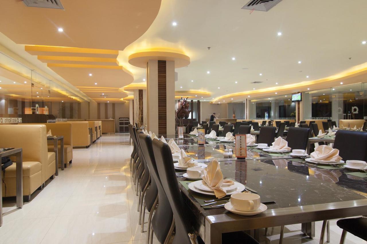 Aria Barito Hotel Банджермасин Екстериор снимка